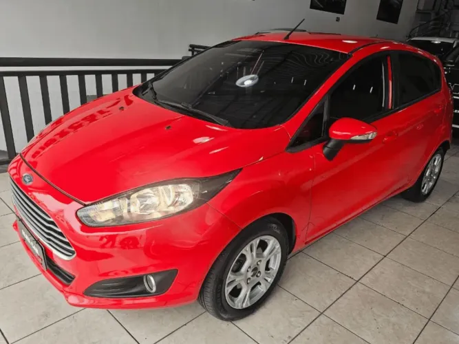 Ford Fiesta 1.6 SE Hatch 16V Flex 4P Powershift 2015