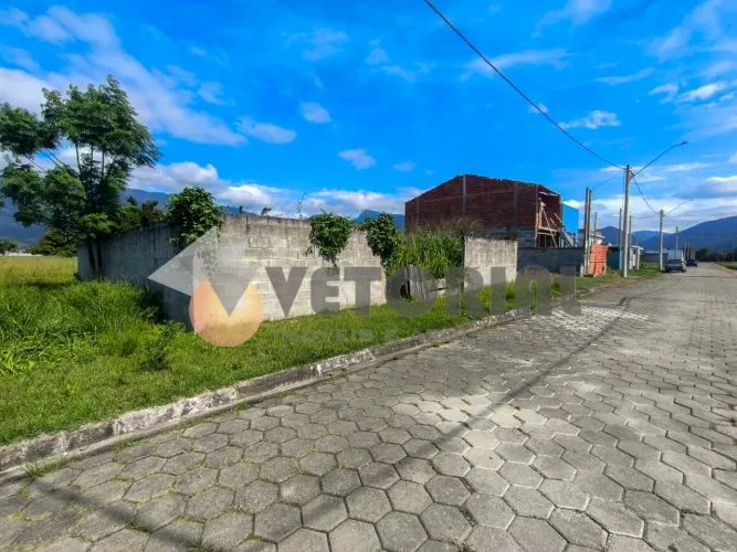 Terreno à venda, 153 m² por R$ 150.000 - Perequê Mirim - Caraguatatuba/SP