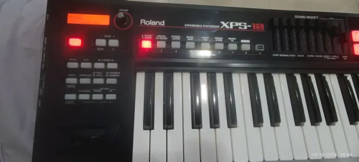 Teclado Roland XPS 10
