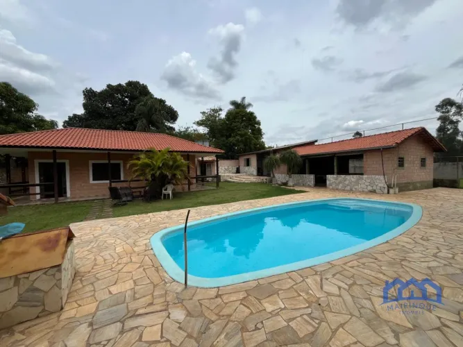 Chácara com 4 Quartos e 3 banheiros à Venda, 1.600 m² por R$ 560.000 Cód. ch1144