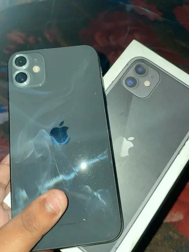 Vende-se iPhone 11