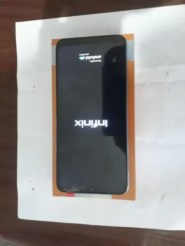 Vendo celular infinix smart 6, semi-novo funcionando tudo perfeitamente. 