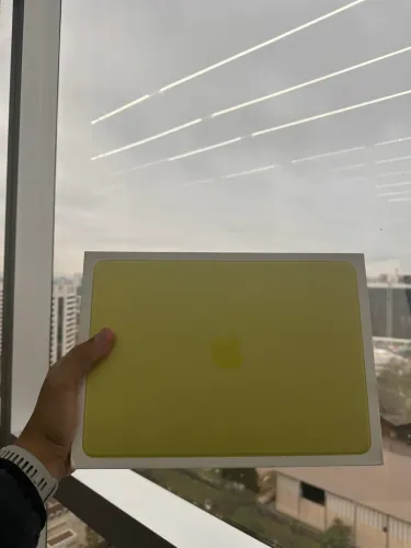 MacBook neo Lacrado 8/512gb 13?