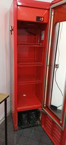 ? GELADEIRA REPOSITORA BUDWEISER À VENDA! ?
