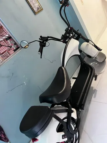 Vende ou troco moto eletrônica (troco por bote de alumínio)