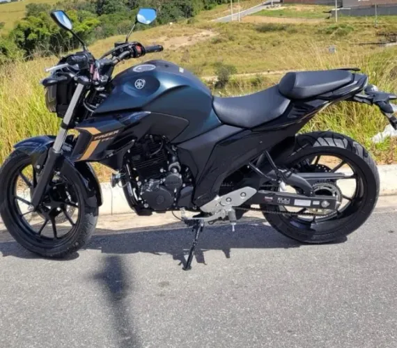 Fazer 250