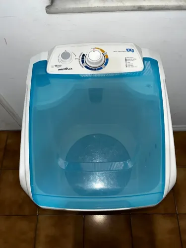 Tanquinho de Roupas Britânia 10kg