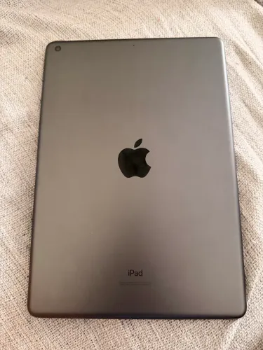 Vendo ou Troco iPad 9°