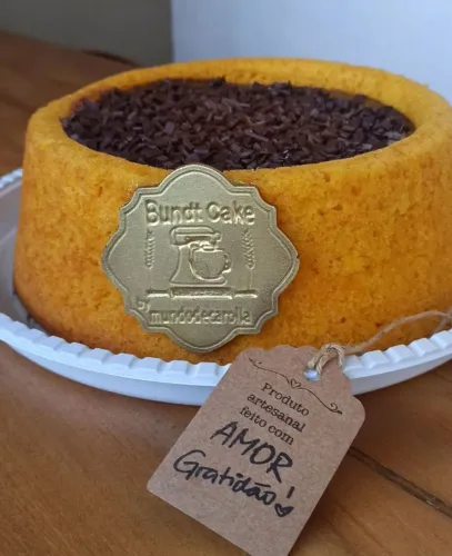Bolo piscina cenoura com brigadeiro de chocolate