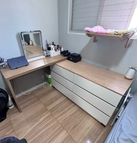 Escrivaninha Mesa cômoda 6 gavetas
