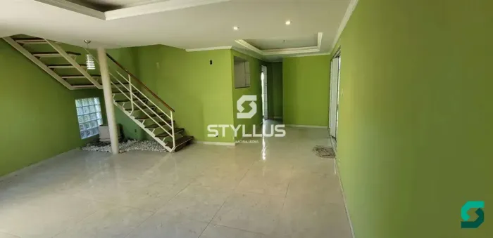 Vargem Pequena | Casa de Condomínio 3 quartos, sendo 1 suite