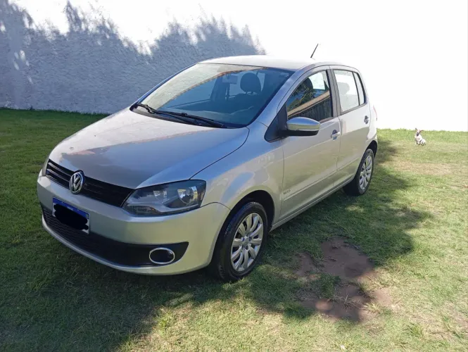 Volkswagen Fox 1.6 MI Total Flex 8V 5P 2014