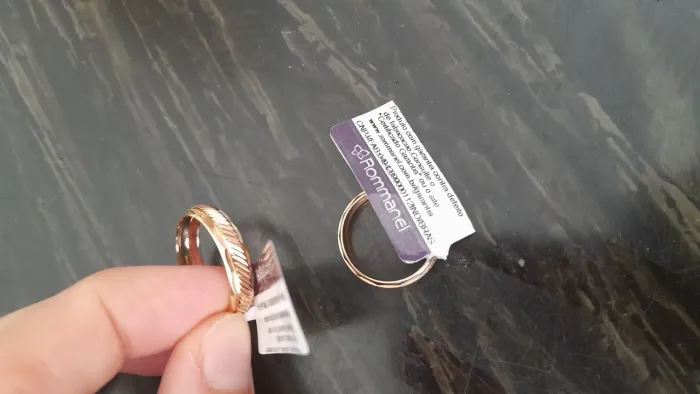  Vendo Par Alianças Rommanel Numeração 16 e 22