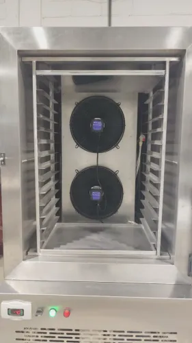 Ultracongelador 40 kg/ciclo (linha pesada)