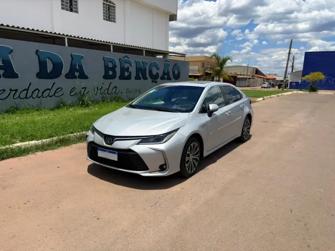 Toyota Corolla Altis Prem. Hybrid 1.8 Flex AUT 2020