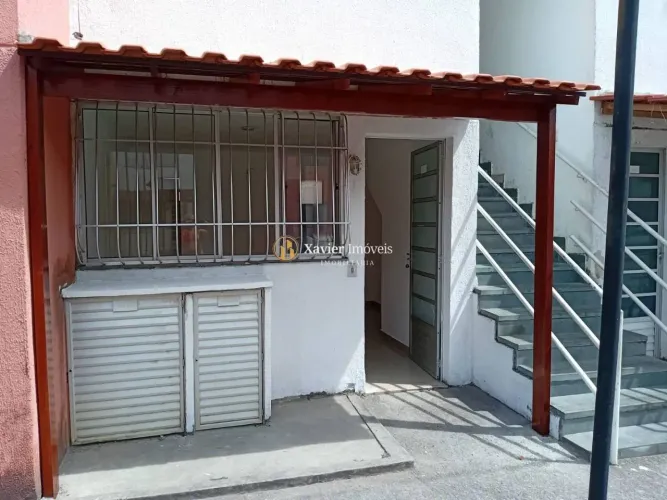 Apartamento com 2 dormitórios para alugar, 50 m² por R$ 900/mês - Jardim Corumbá - Nova Ig