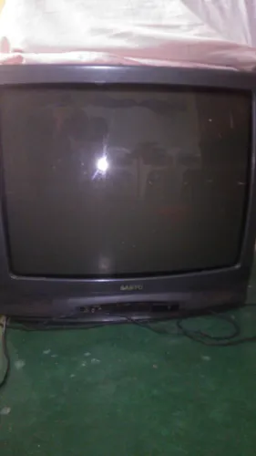Tv sanyo para concertar ou venda de peças