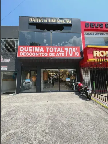 Excelente Ponto Comercial 210 m2 na Estrada do Coco