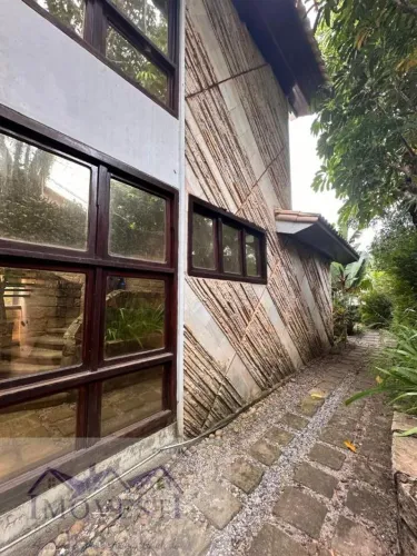 Casa locação comercial junto ao Centro de Maricá - Maricá/RJ