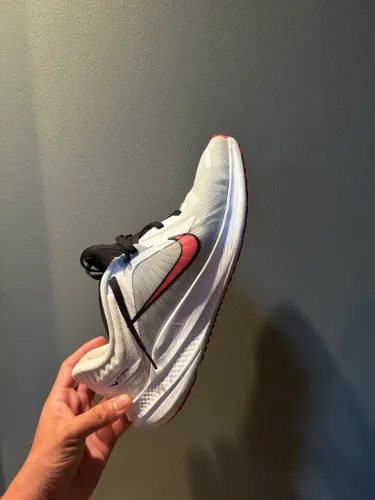 vendo nike QUEST 5