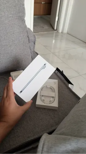 iPhone 17 air branco 256
