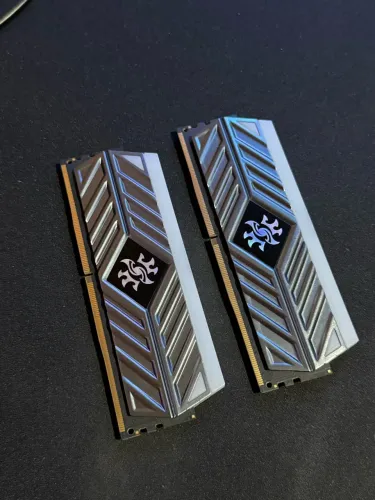Memória ram 16gb xpg ddr4