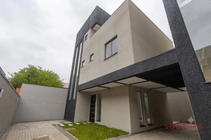 Sobrado com 3 dormitórios à venda, 138 m² por R$ 705.000,00 - Uberaba - Curitiba/PR
