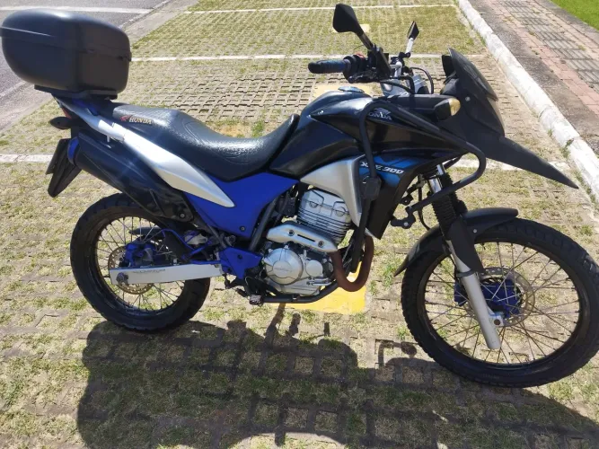 Vendo moto XRE 2015