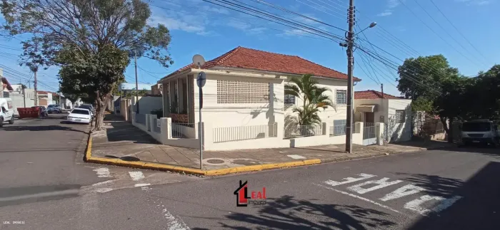 Casa para Locação em Presidente Prudente, SANTA HELENA, 2 dormitórios, 2 banheiros, 1 vaga
