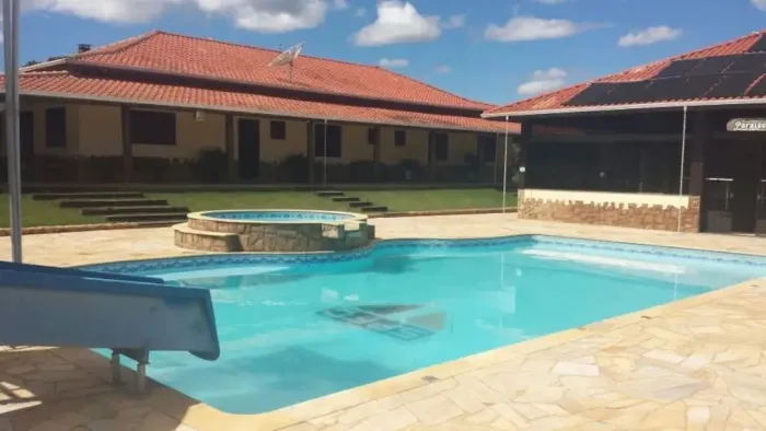 Chácara com 5 dormitórios à venda, 30000 m² - Água Comprida - Cambuí/MG