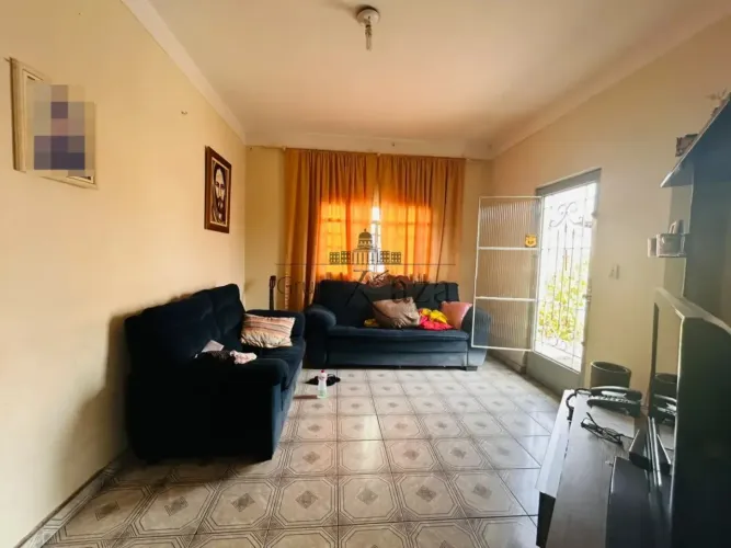 Casa - Cidade Morumbi - 5 Dormitórios - 183m².