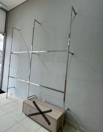 Arara de roupas