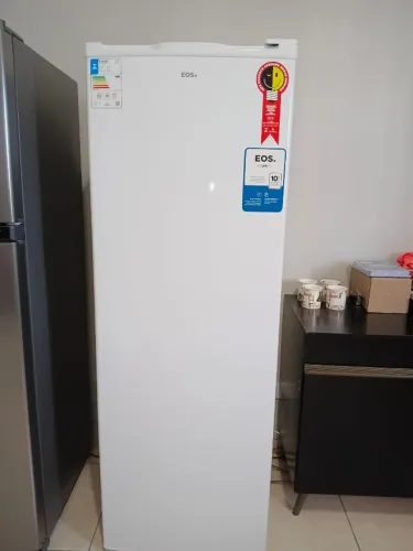 FREEZER EOS 242L 10 ANOS DE GARANTIA