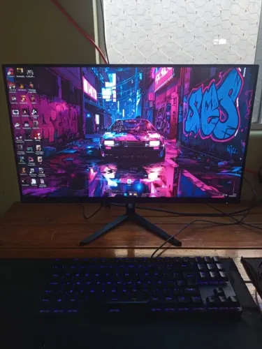 pego IPHONE / PC GAMER COMPLETO + MONITOR AOC 180Hz