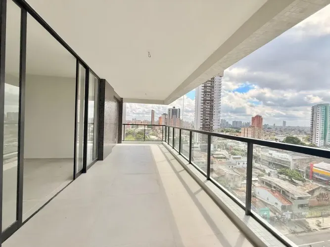 Imóvel para venda possui 140 metros quadrados com 3 quartos em Cremação - Belém - PA