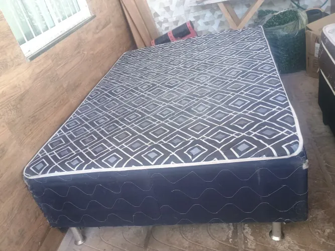 Cama box casal conjugada usada