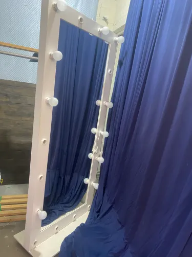 Espelho Camarim 1,80 x 0,90 com Iluminação - Branco