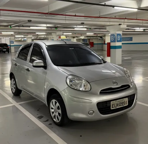 Nissan March S 1.0 16V Flex Fuel 5P 2013