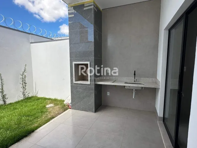 Casa à venda, 3 quartos, Novo Mundo - Uberlândia/MG - Rotina Imobiliária