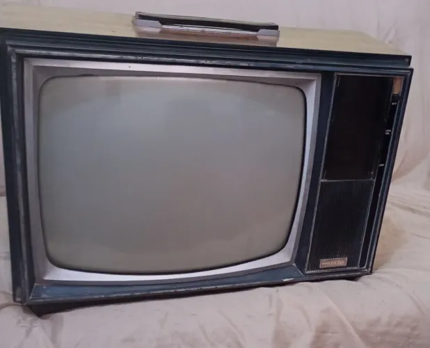 Televisão antiga Philco