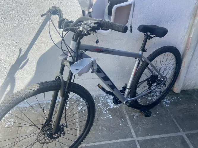 Bicicleta aro 29 cinza