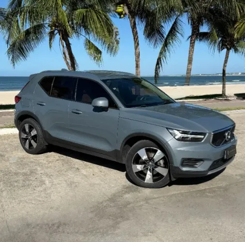 Volvo XC40 XC 40 T-4 Momentum 2.0 190cv FWD 2020