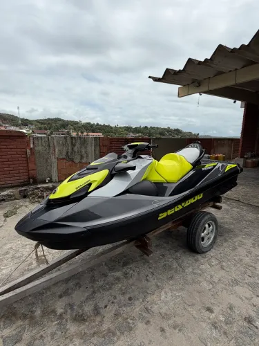 Jet Ski - SEA DOO GTR-230 (2020) PE + 3 Lugares, Revisado, TROCO / PARCELO 21x 