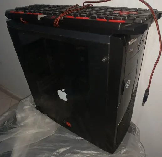 Componentes de PC, memória ram, processador, gabinete, placa mãe!