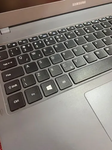Notebook Samsung 1TB - Excelente estado + Carregador