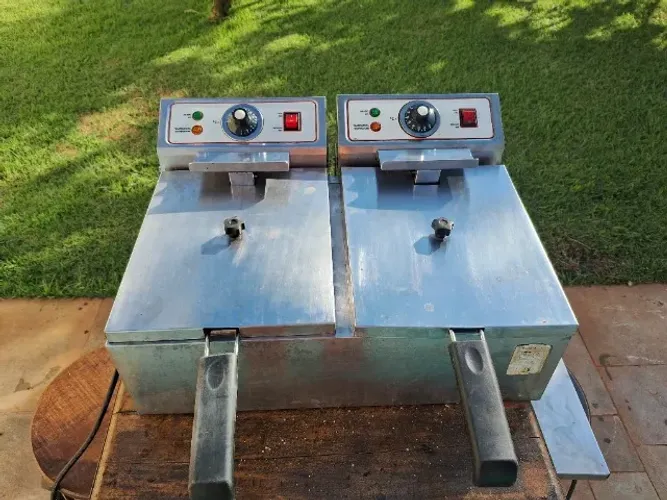FRITADEIRA INDUSTRIAL DUPLA INOX SKYMSEN 220V - PROFISSIONAL