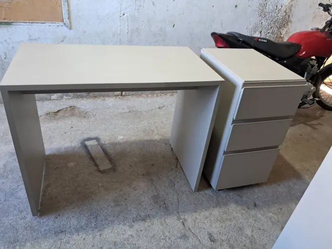 mesa de atendimento +gaveteiro mdf