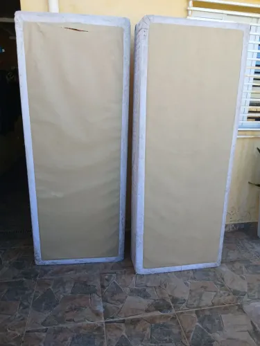 Cama box com colchão Queen