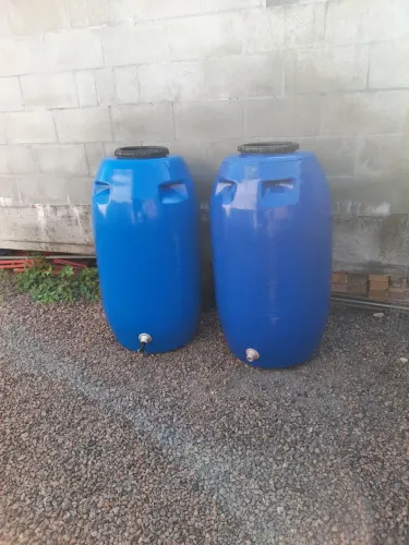 Reservatório de água 240l