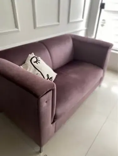 Sofá / poltrona/ divã